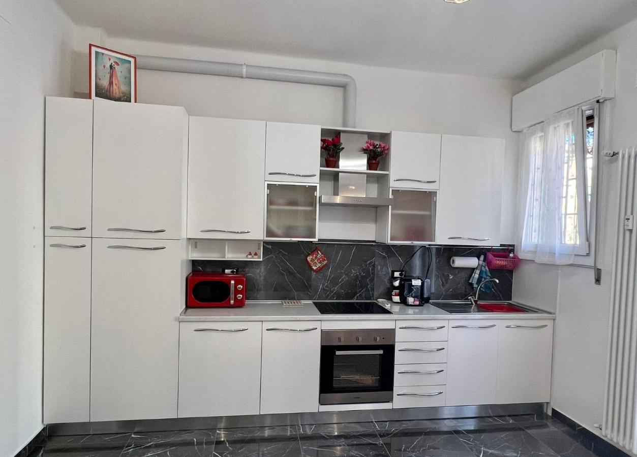 Dimora Sterlizia Zona Fiera S Donato Apartment Bologna Ngoại thất bức ảnh